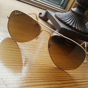 Authentic polarized Ray Ban Aviators RB3025