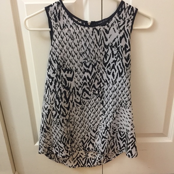 Zebra print tank top Size small - Picture 4 of 5
