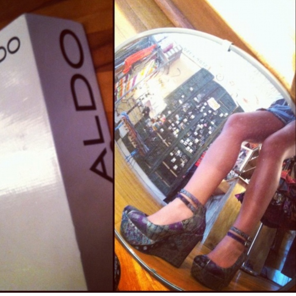 Aldo purple tapestry Mary Jane wedges