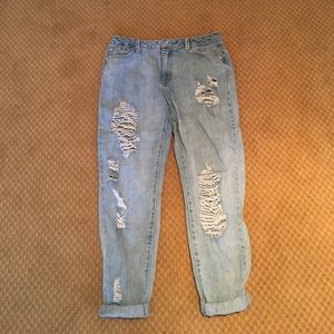 Missguided light wash destroyed boyfriend jeans!