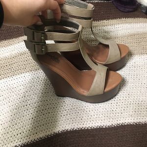 Sky High Sandal Wedges 🙆🏽👸🏽