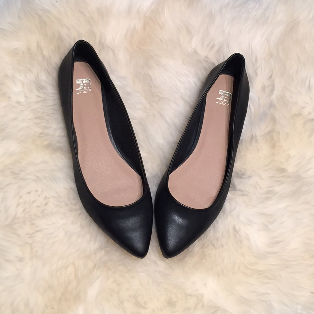 Basic black flats