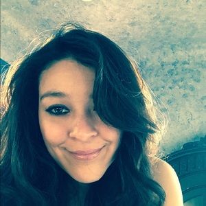 Meet your Posher, Lilly