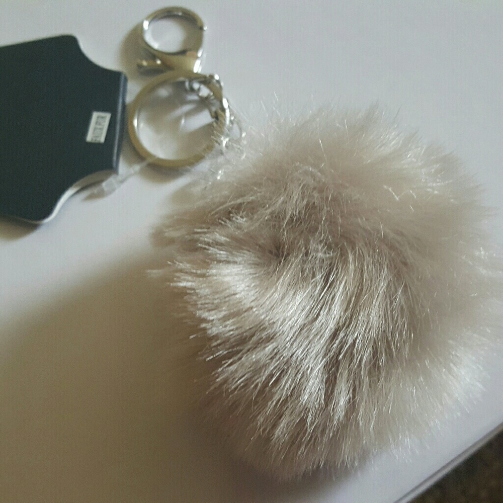 Grey pom pom keychain