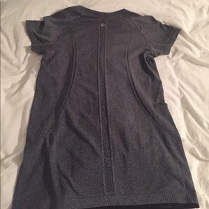 Short sleeve swiftly