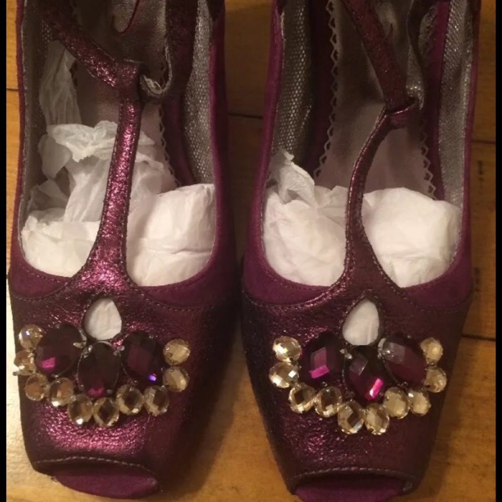 POETIC LICENSE - Hello Lovely Grape Heels Size 9.5
