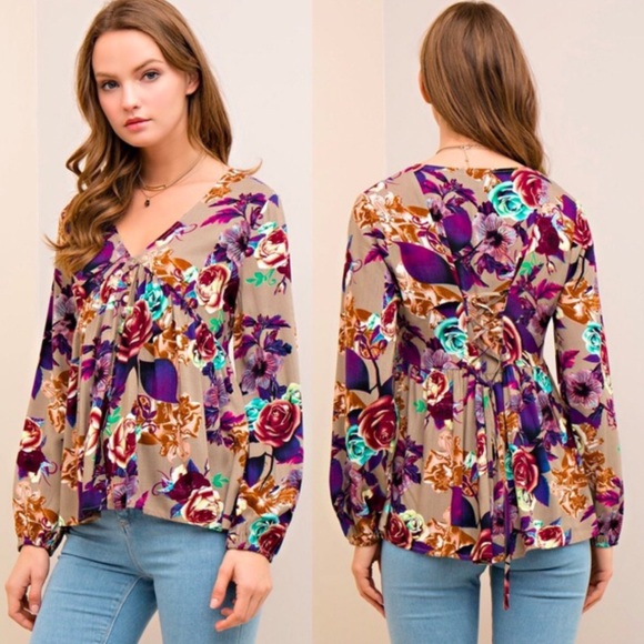 Elegant Floral Tie Back Blouse - Picture 4 of 4