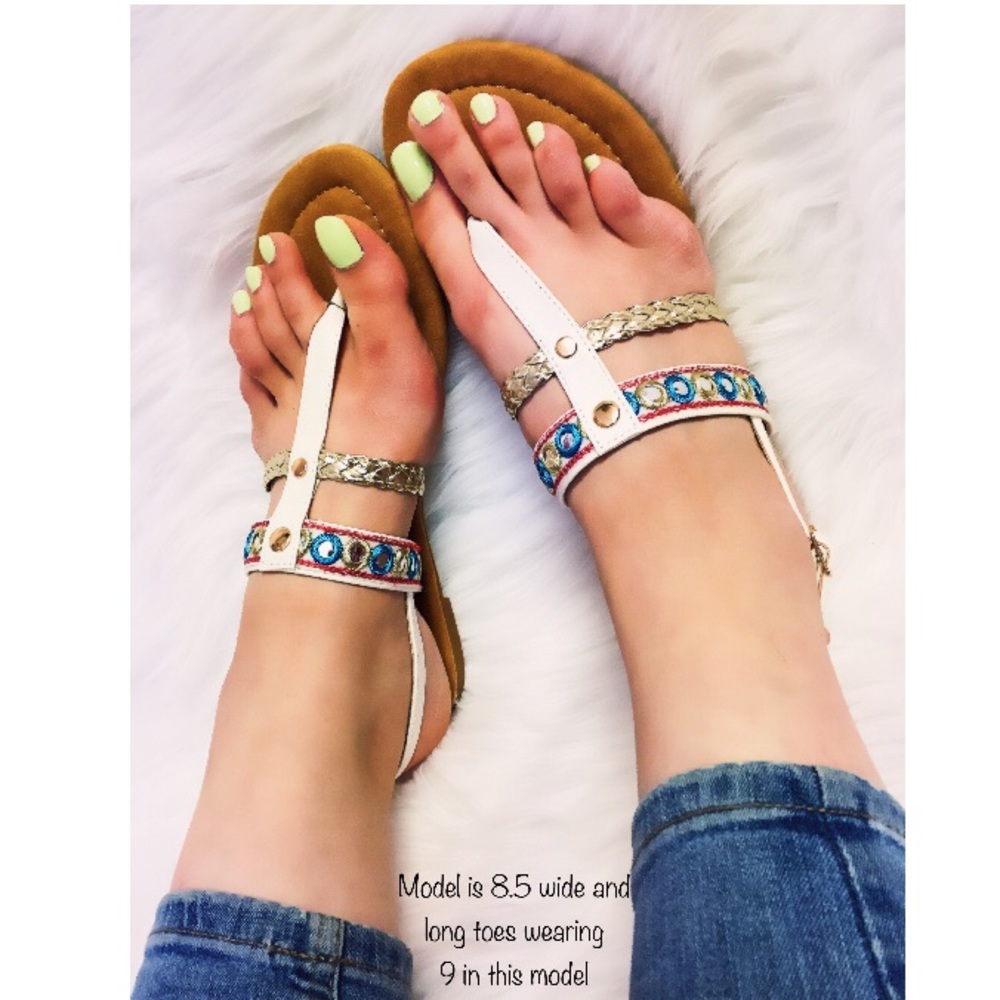 ☀️NEW Comfy White Color Accent Sandals - Picture 3 of 6