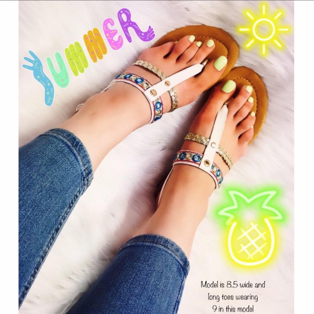 ☀️NEW Comfy White Color Accent Sandals - Picture 1 of 6