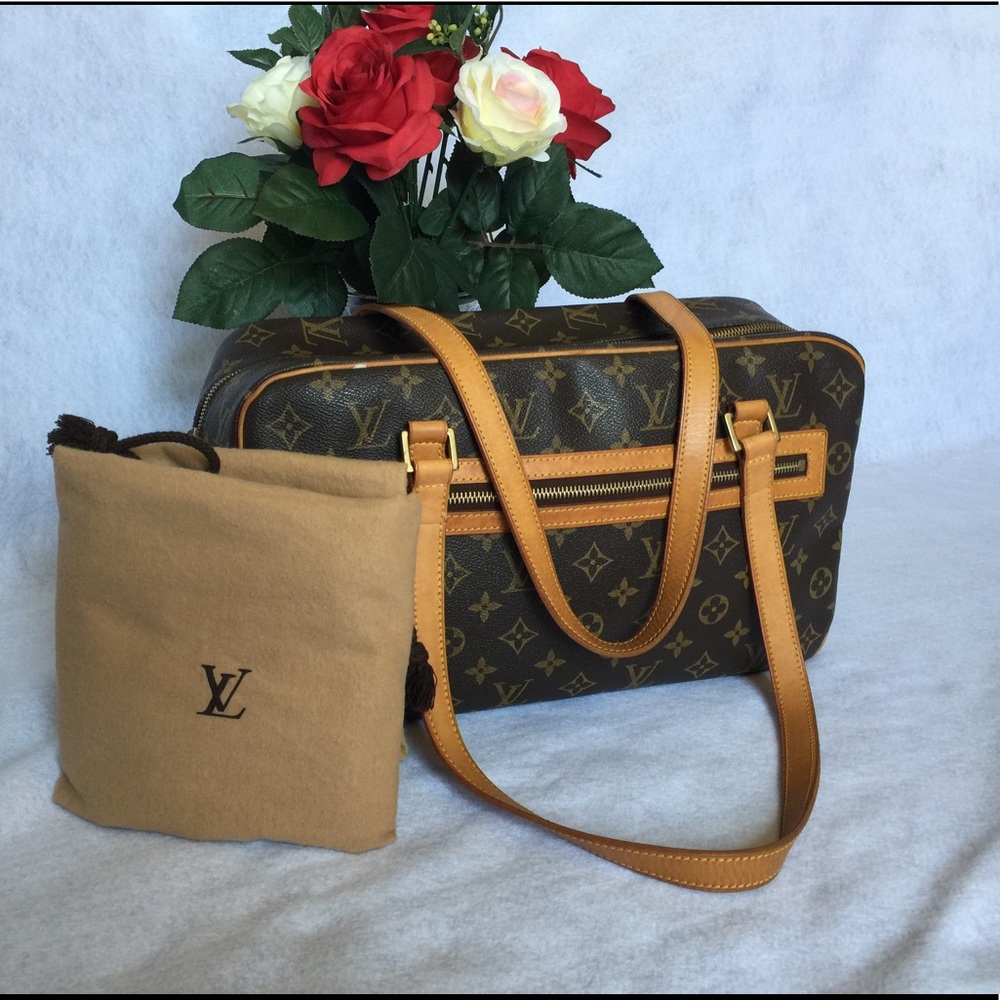 💖💯Authentic Louis Vuitton Cite Gm
