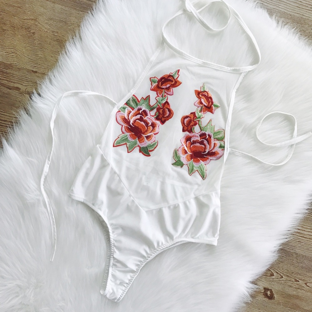🌴 FALL SALE 🌴Roses Mesh Swimsuit - Picture 3 of 7