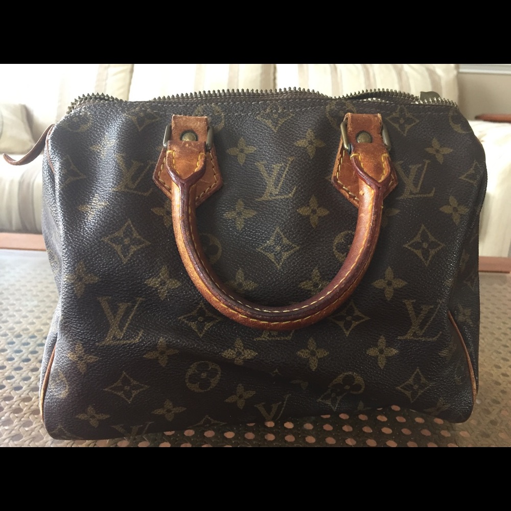 Vintage Louis Vuitton Speedy 30 handbag