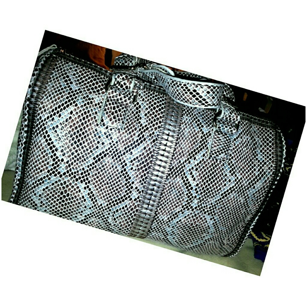 Ladies handbag