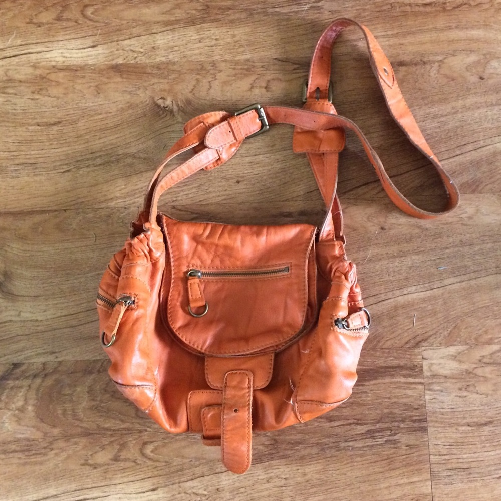 Anthropologie beca chiea leather crossbody bag