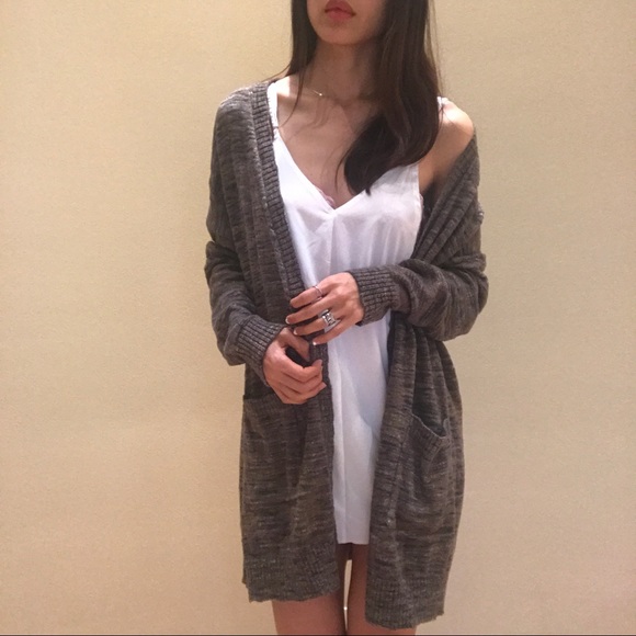 Brand new lonely day - Picture 5 of 7