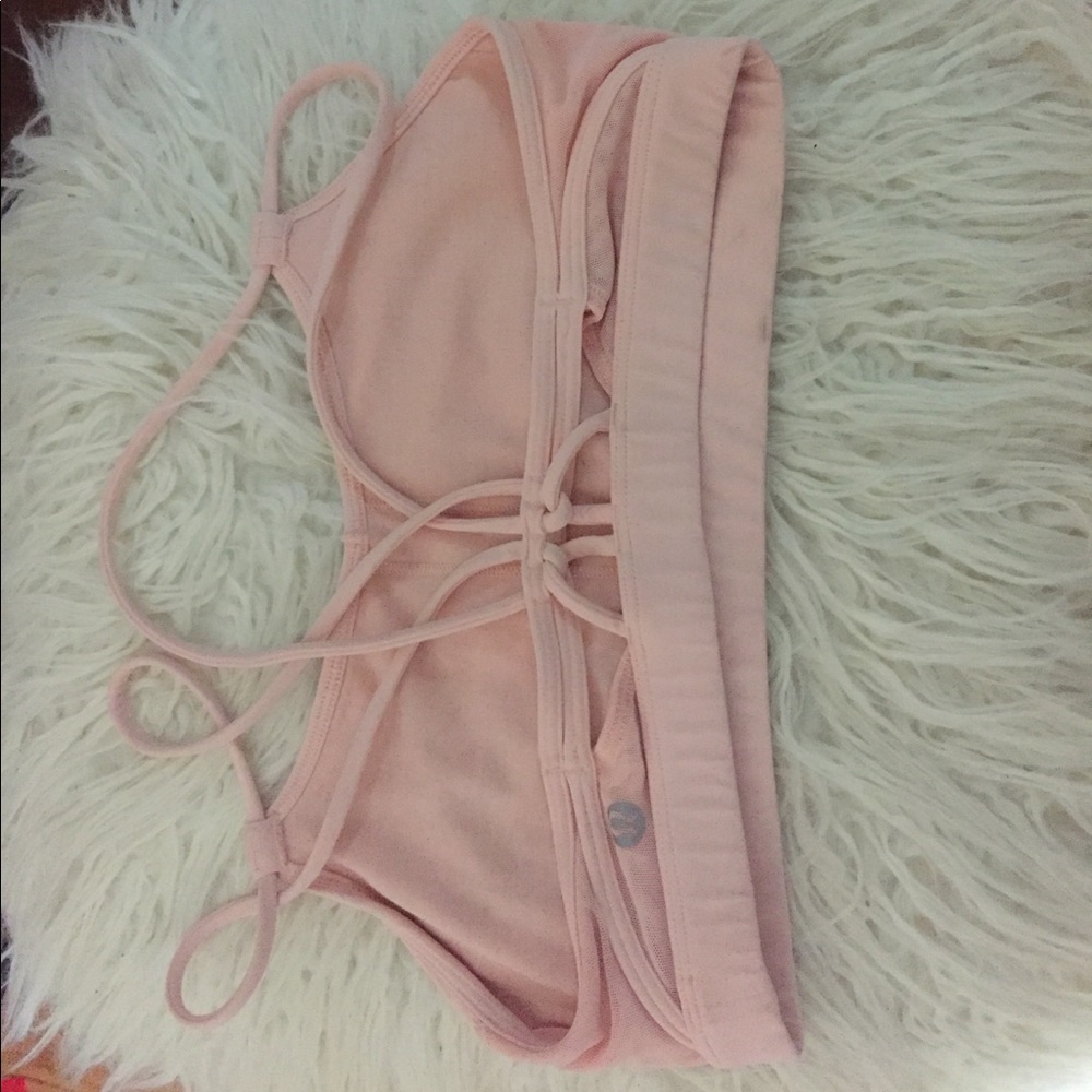 Lululemon sports bra