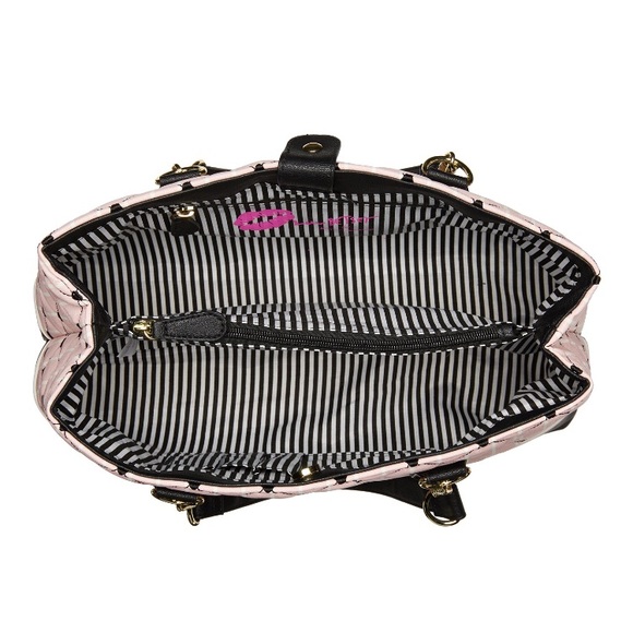 👏🏻HOST PICK 👏🏻 🍾NEW BETSY JOHNSON Satchel - Picture 4 of 5