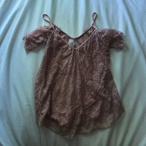 LA HEARTS💓💓//pacsun cold shoulder top