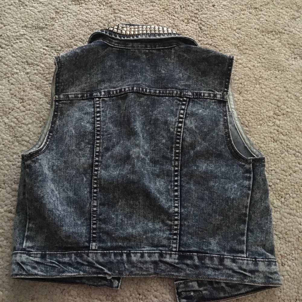 Jean vest - Picture 2 of 2