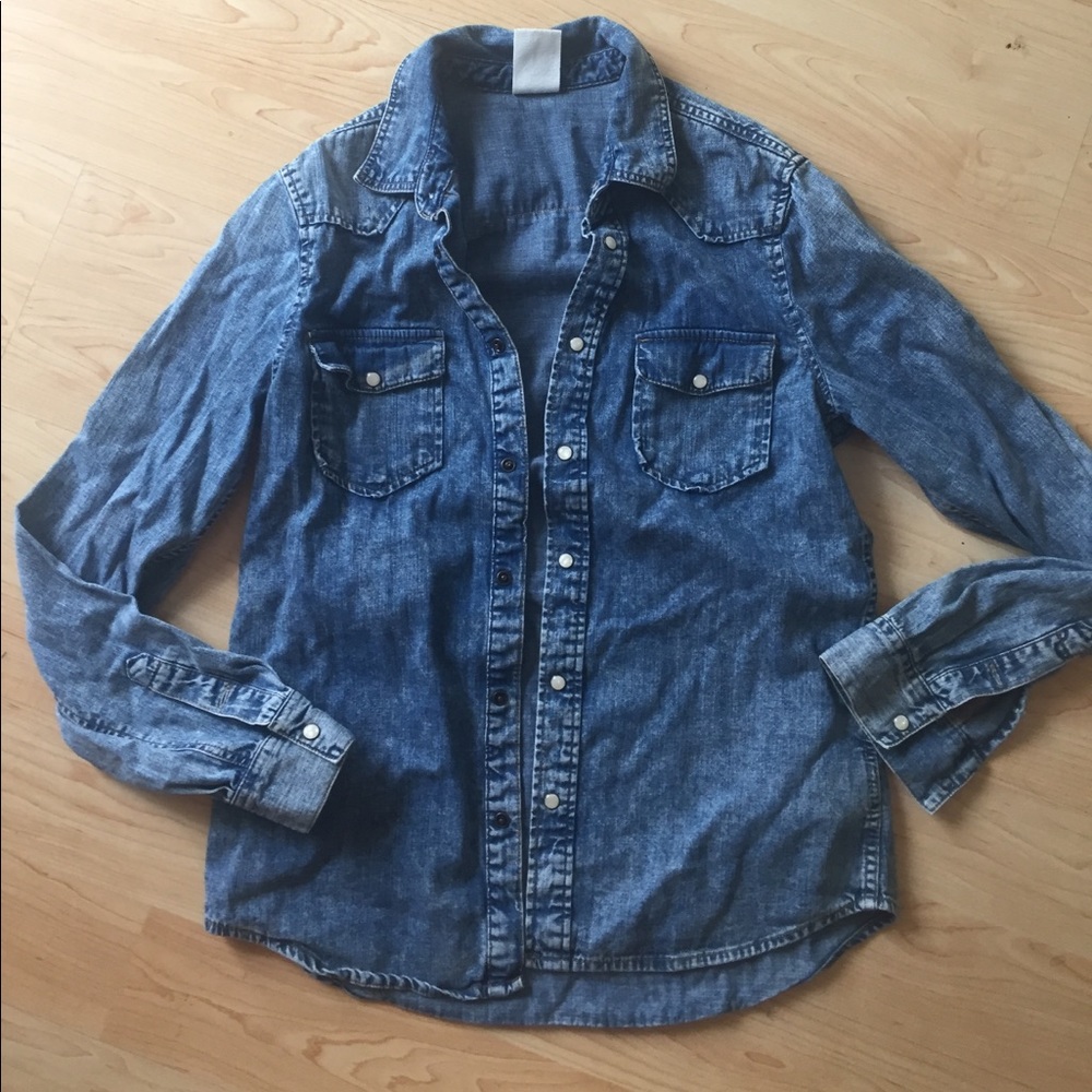 Thick &Denim from H&M jean shirt with snaps