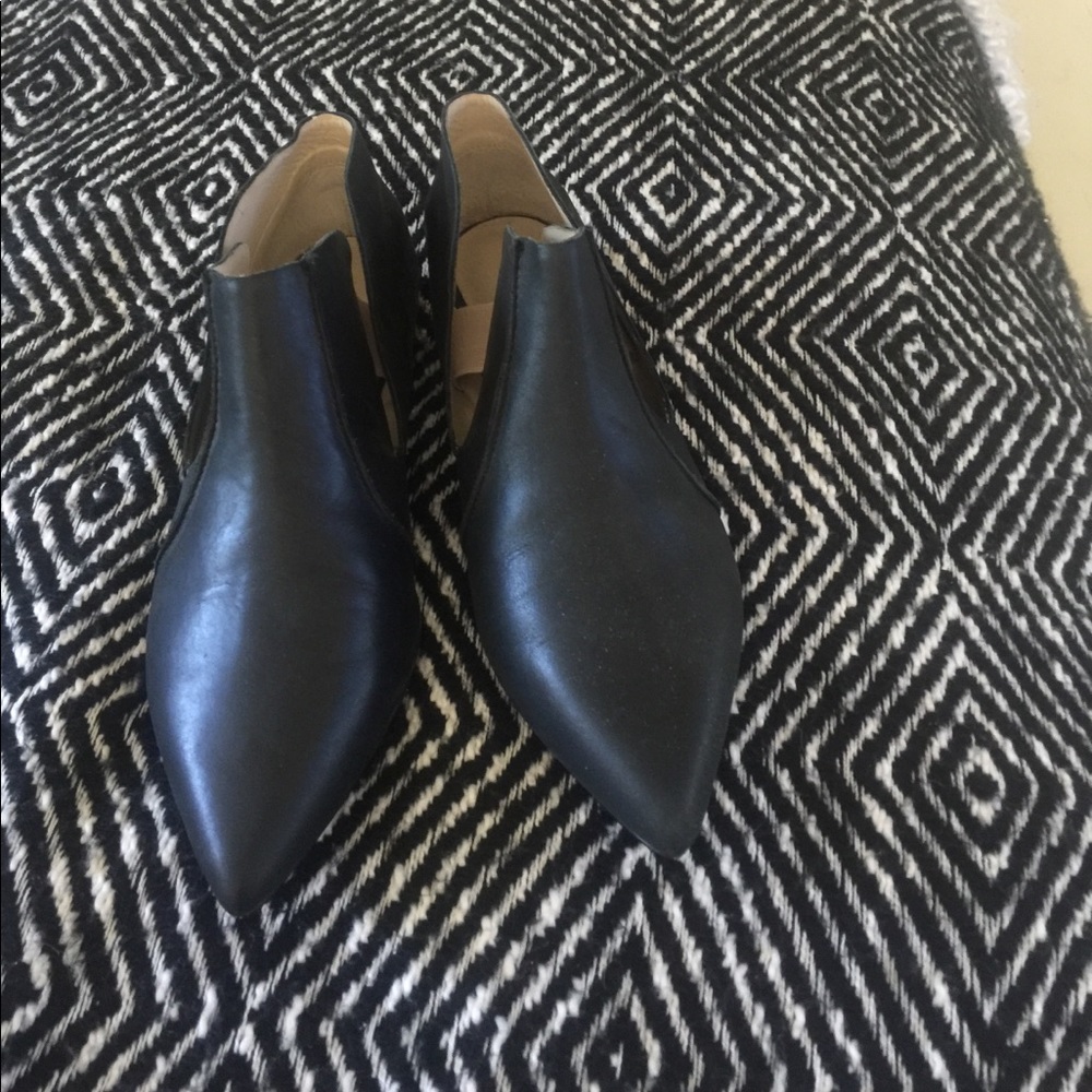 Joe's-Pointy toe flats