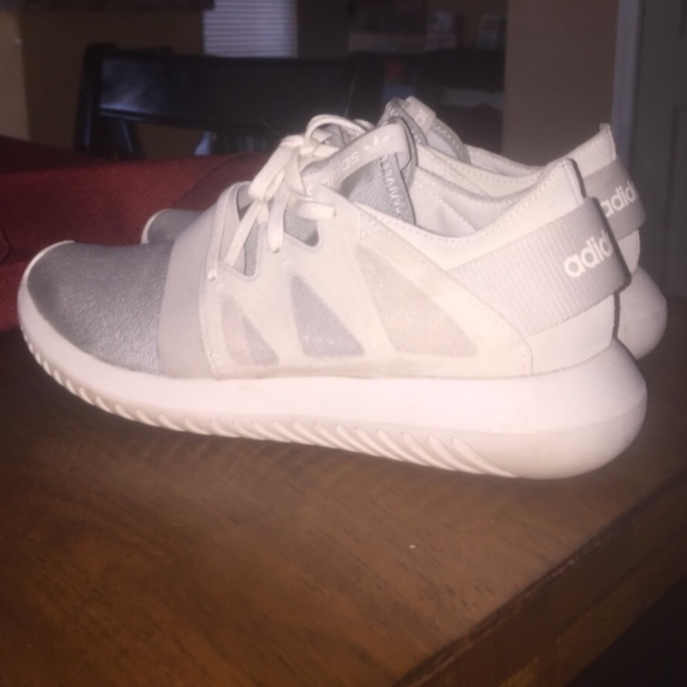 Adidas originals tubular viral