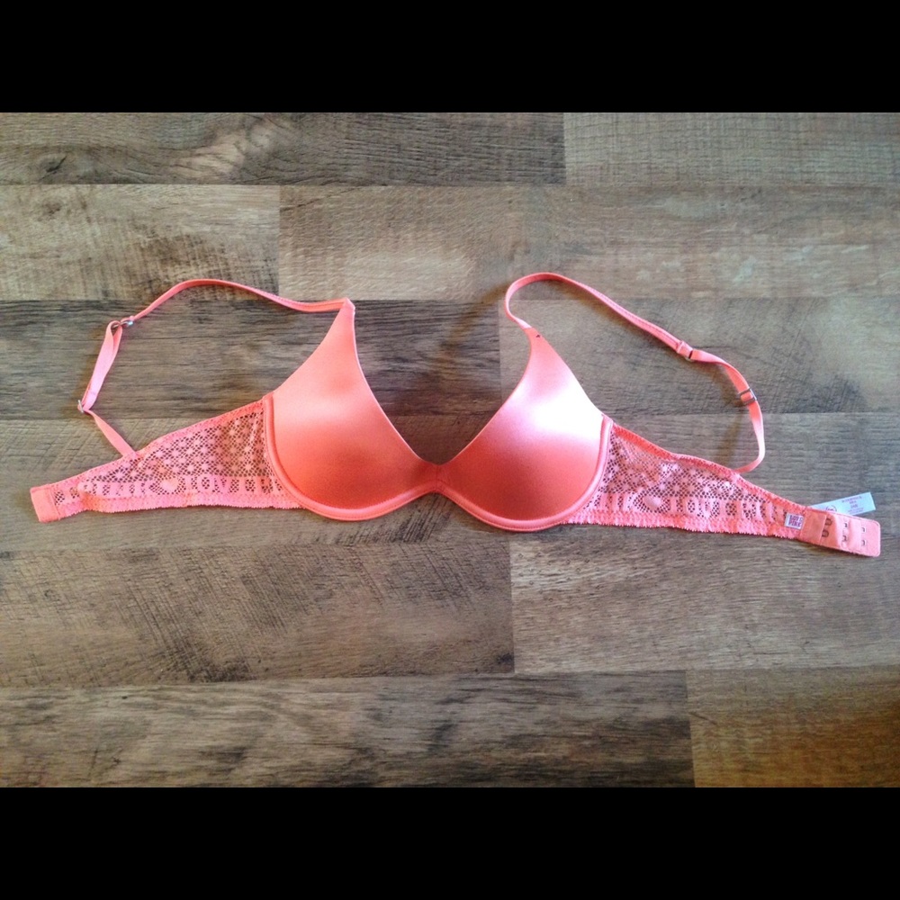 Victoria's Secret PINK Scoopneck bra