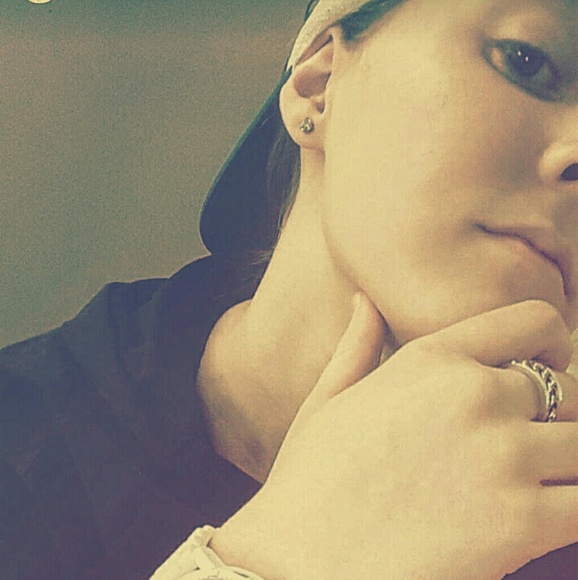 Meet your Posher, Aubree - Picture 1 of 1