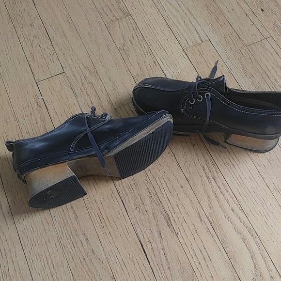 poshmark fluevog
