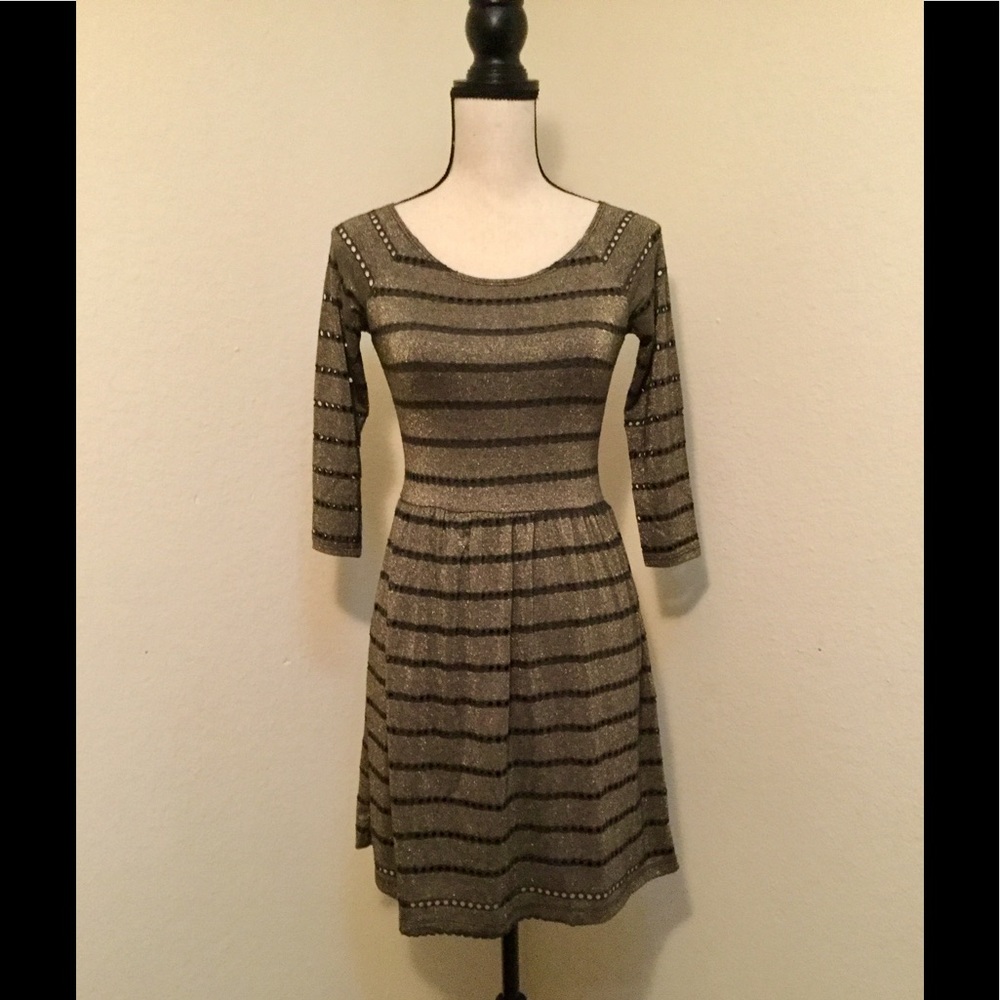 💵CLOSET CLEAROUT! 💵Sexy Eight Sixty Lined Dress