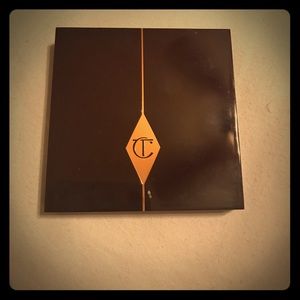 Charlotte Tilbury luxury pallet quad