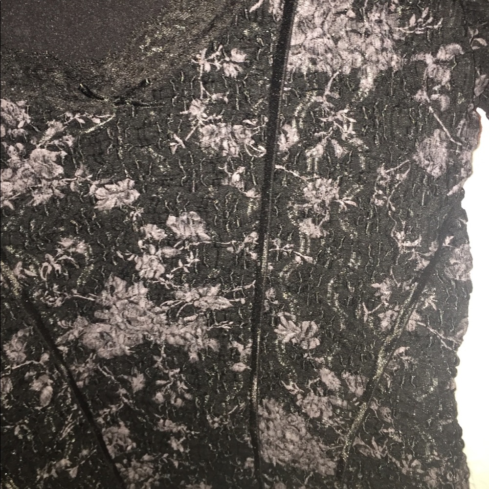 INC black, classy, Lacey, stretchy, gorgeous top🖤 - Picture 5 of 8