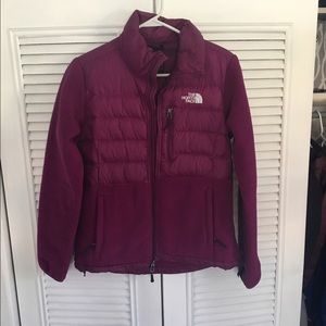 North Face 550 Woman's Fleece Jacket