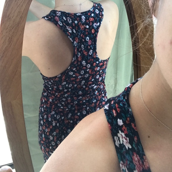 ❣️Midi Racerback Dress - Picture 2 of 3