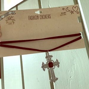 Cross fashion choker