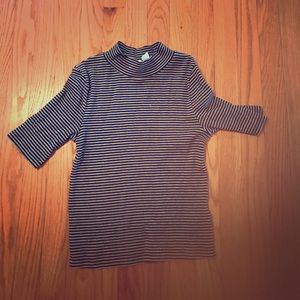 H&M black and grey striped short top