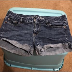 American Eagle cut off shorts