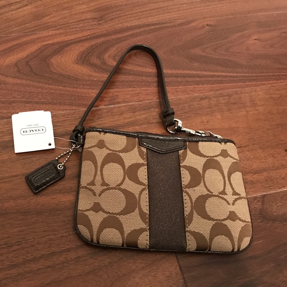 Brand new NWT coach wristlet