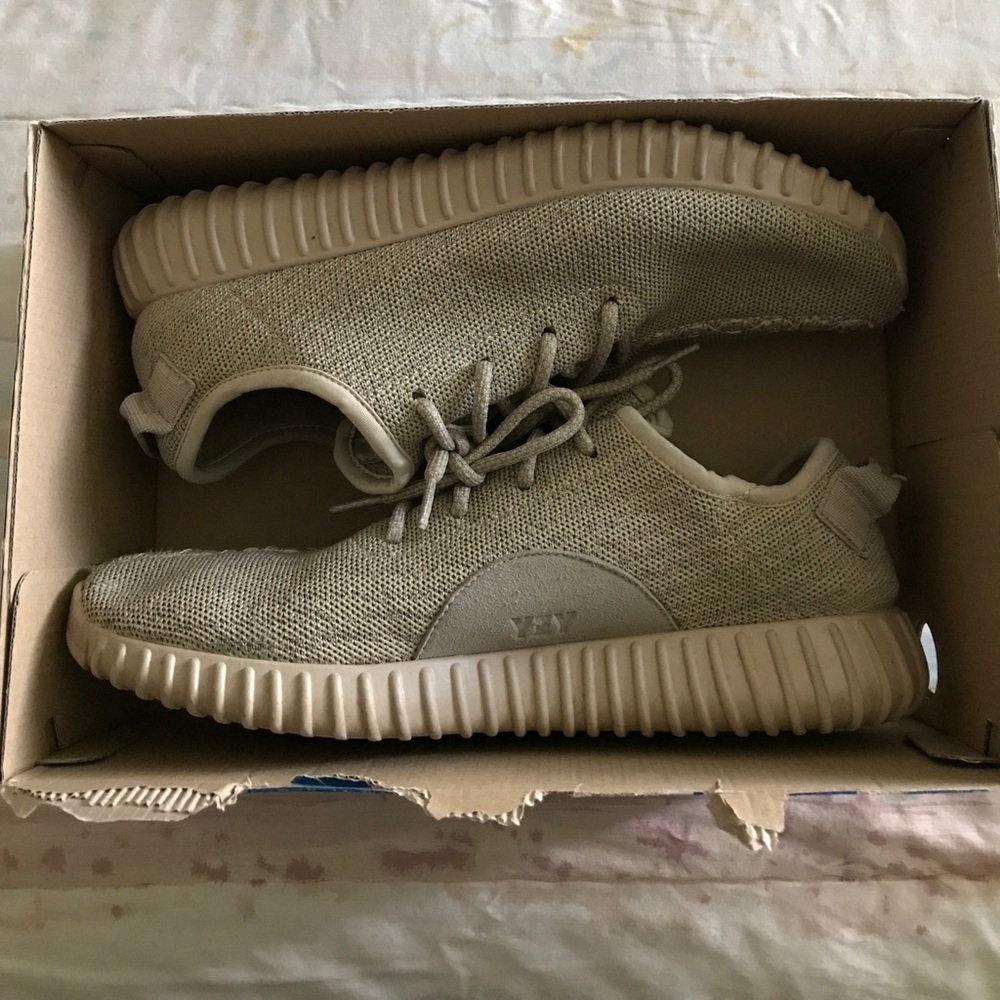 Yeezy 350 boosts