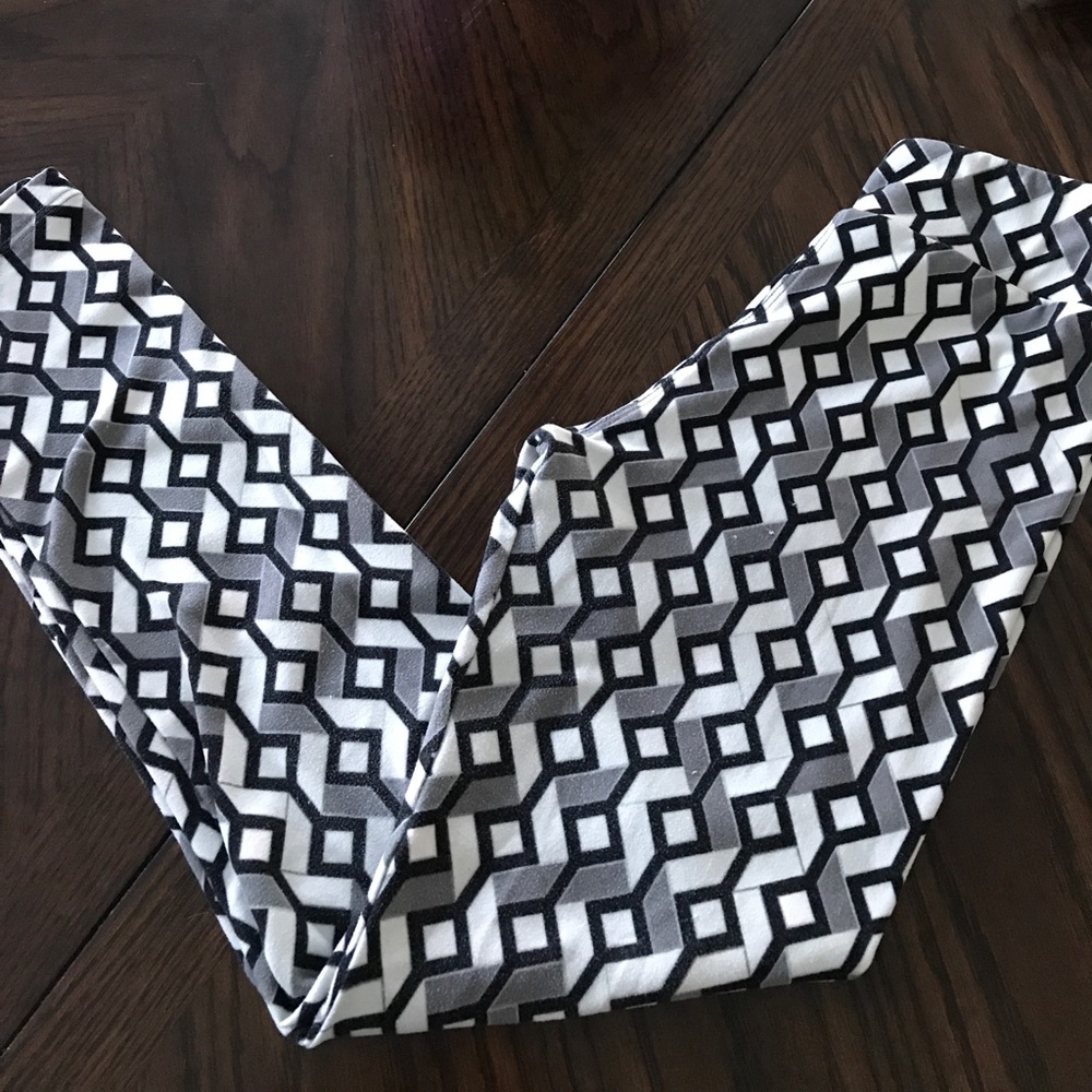 Lularoe leggings tween!