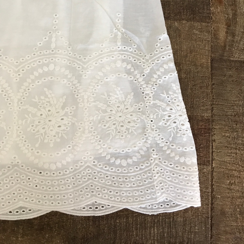LAST ONE!! White embroidered cold-shoulder dress! - Picture 2 of 4
