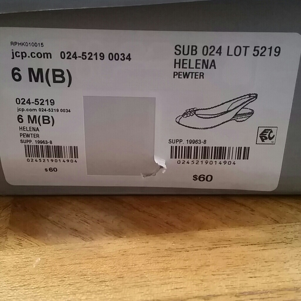 Dress Shoes - Picture 5 of 5