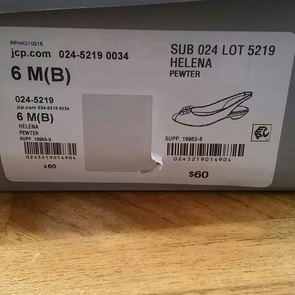 Dress Shoes - Picture 5 of 5