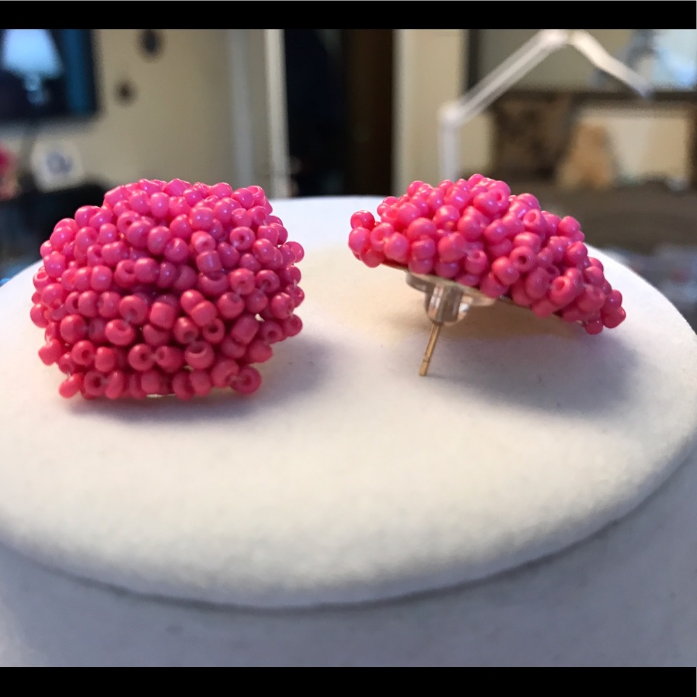 🔆STUD SEEDS BEADS EARRINGS - Picture 2 of 2