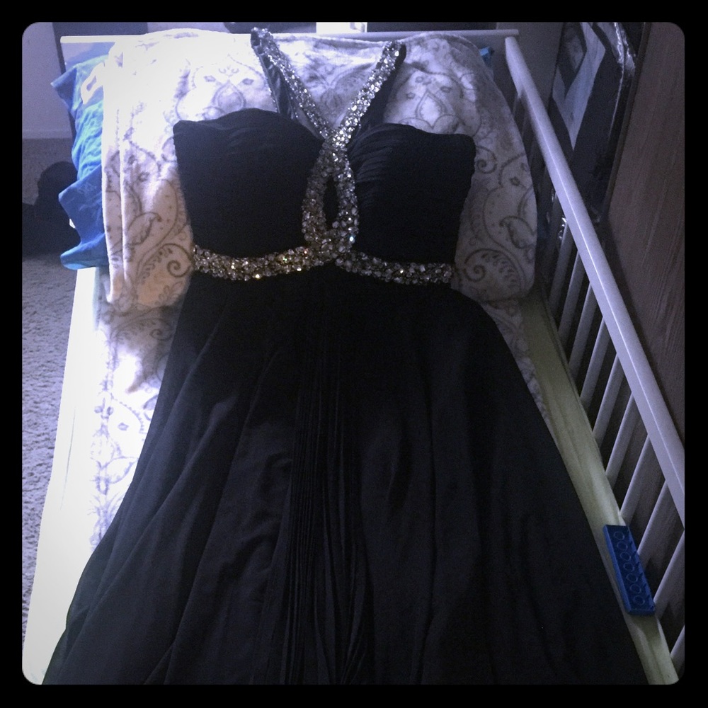 Black long dress