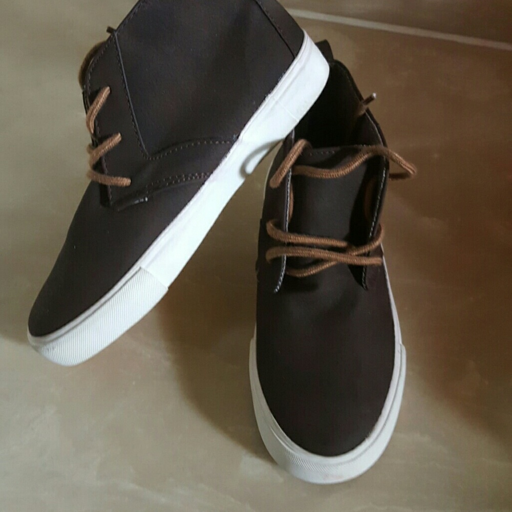 Old Navy high tops