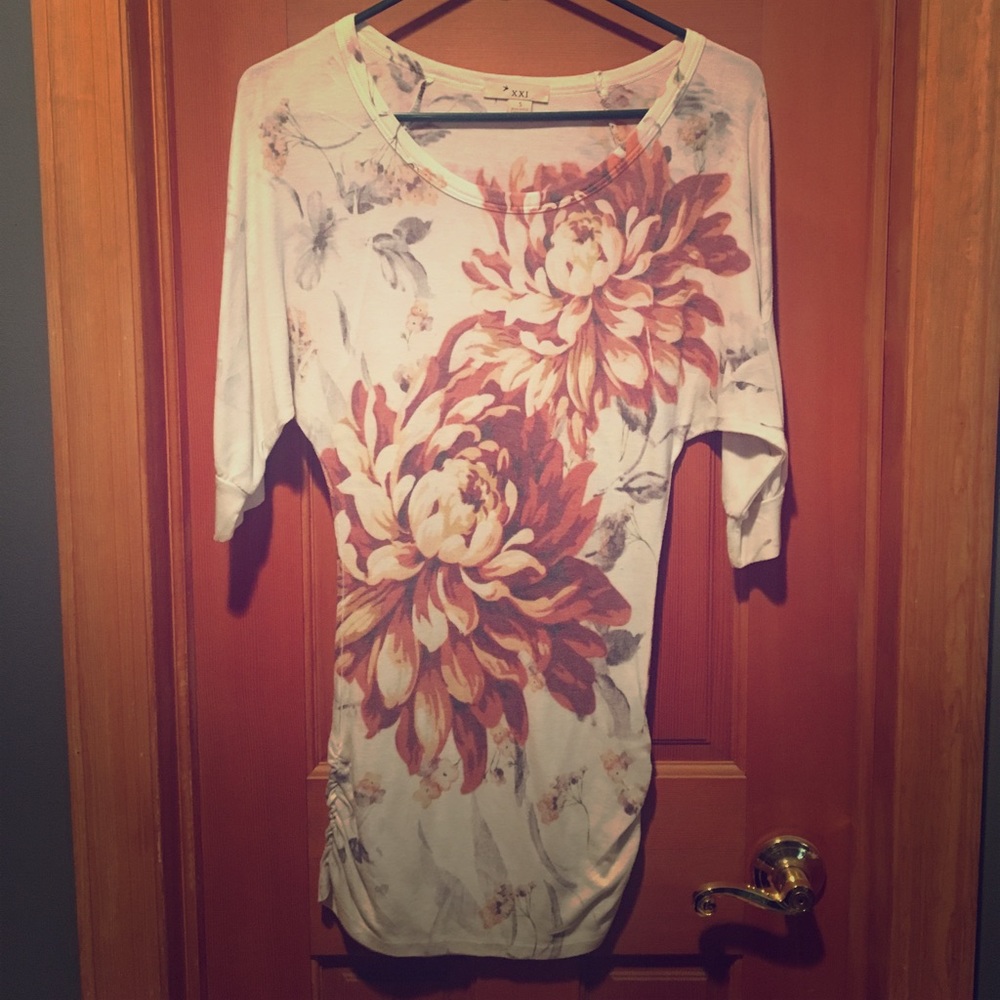 XXI sweater