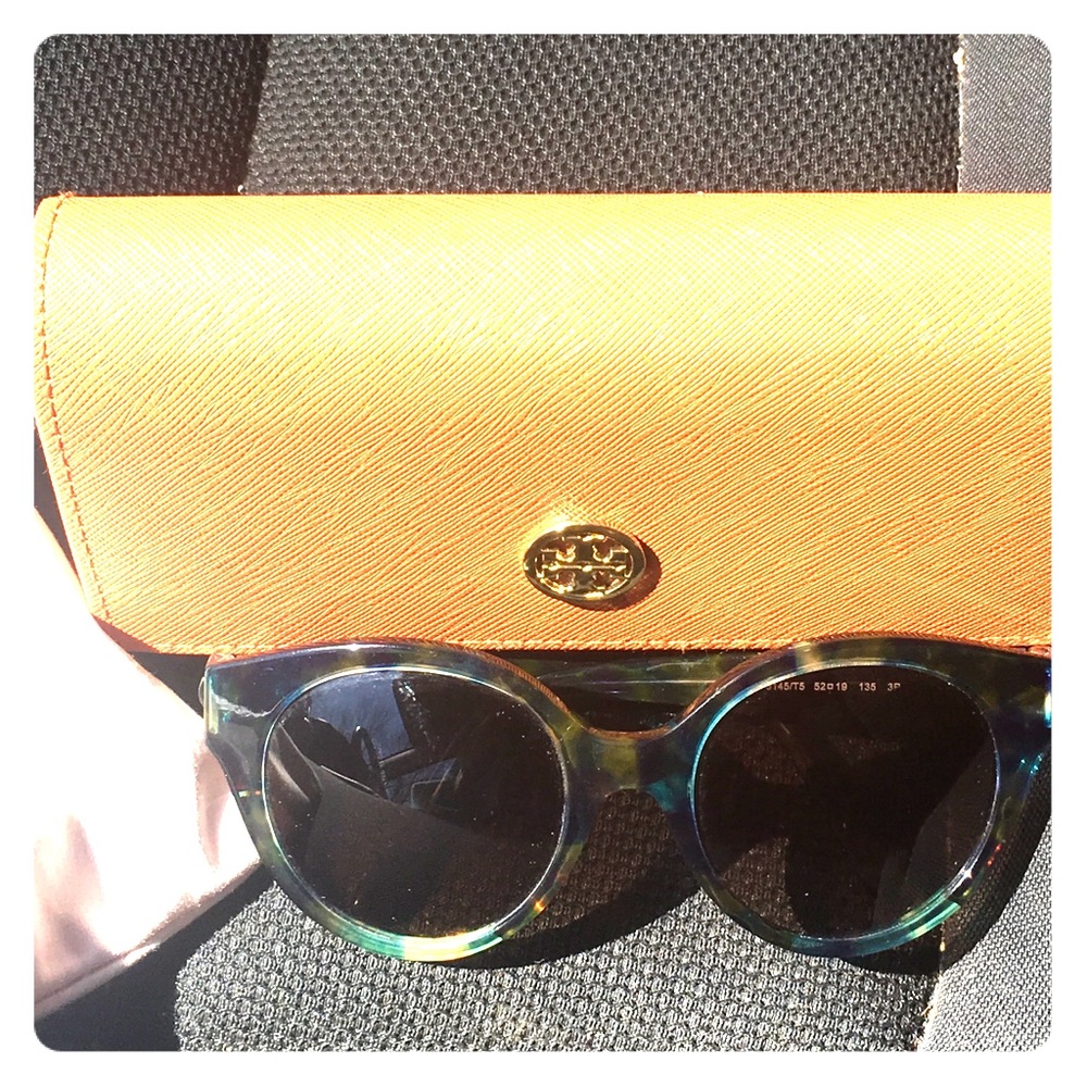 💙Tory Burch sunglasses!