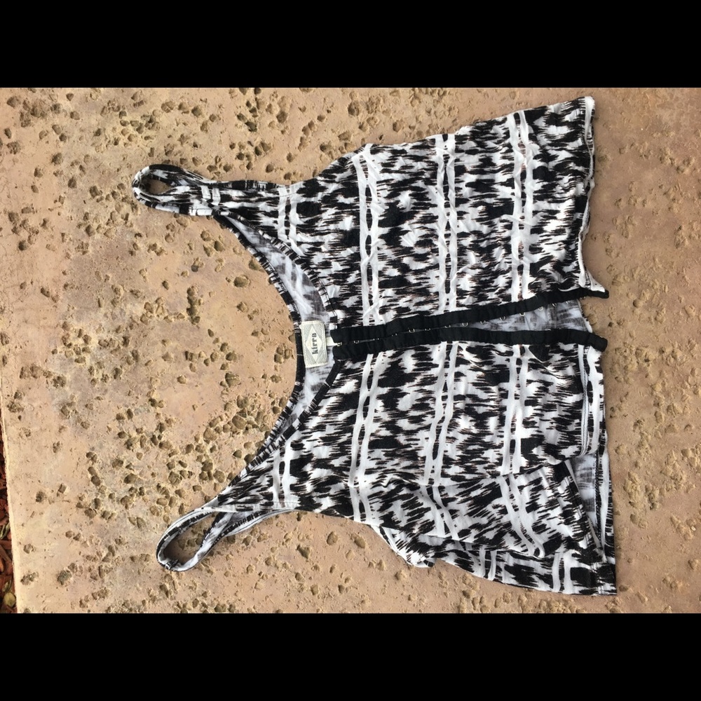crop top