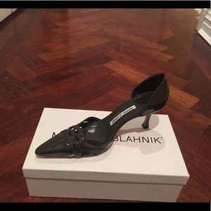 Manolo Blahnik: Olive Green Patent Pumps